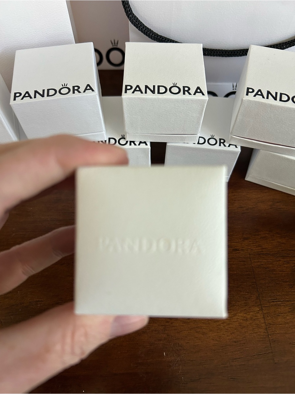 Pandora White and Pink Mini Gift Bags with Jewelry Boxes - Picture 5 of 11